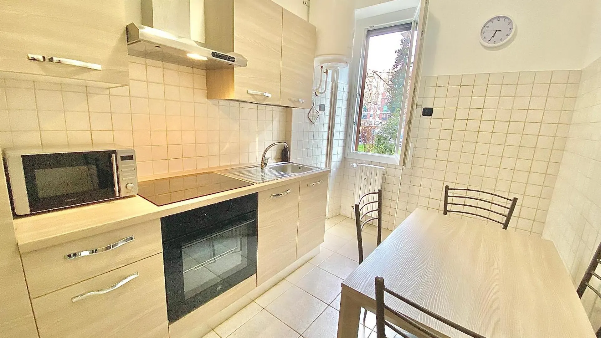 Apartament Famagosta Home, Navigli Style, Accanto A Metropolitana M2 Verde, Confortevole E Spazioso Per Gruppi O Famiglie Mediolan